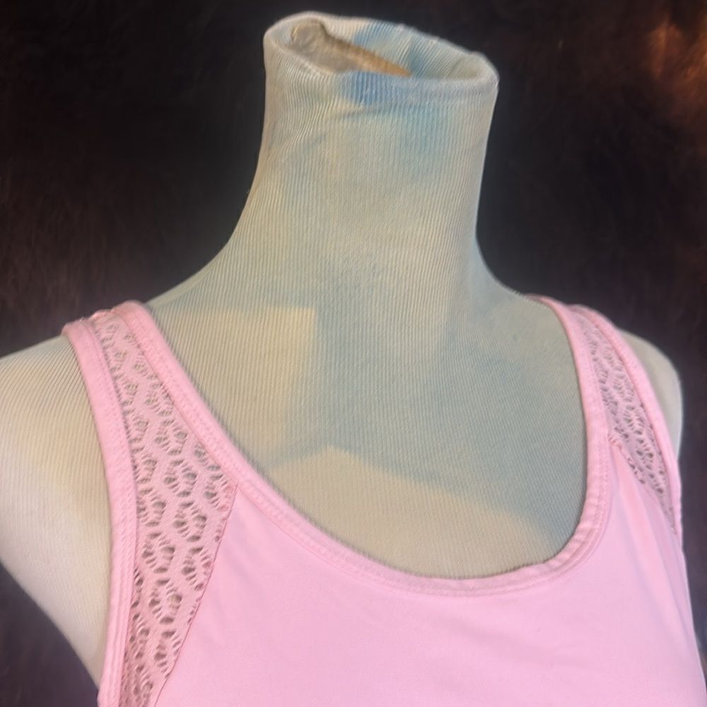 Fabletics tank top M (2650) - Picture 2 of 6